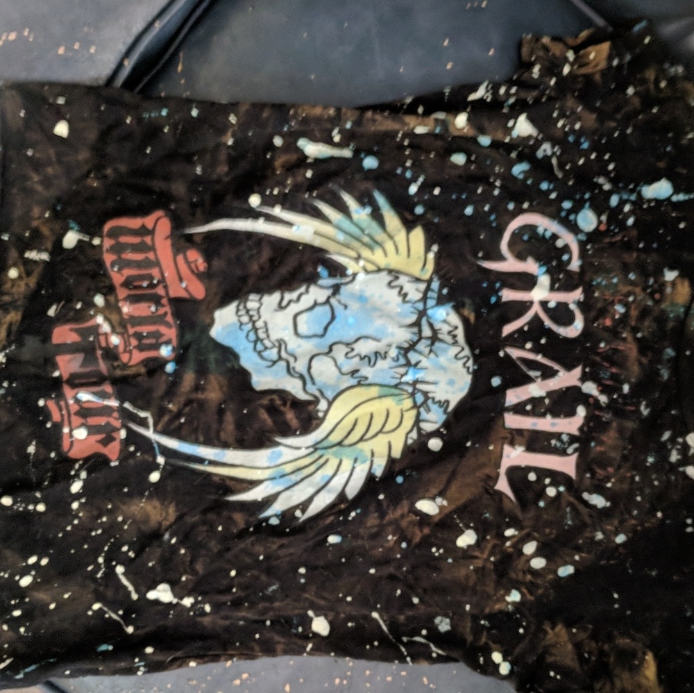 Authentic Grail Womens fitted tee xs